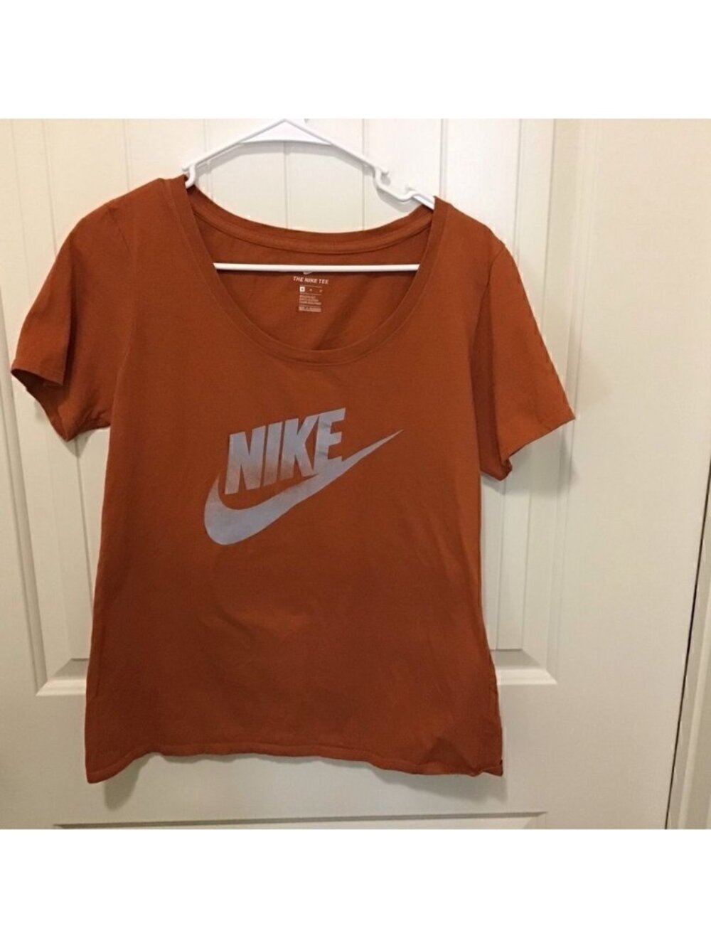 Nike T Shirt Women’s size Medium